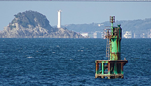 撫養港口灯標と、鳴門飛島灯台のツーショット